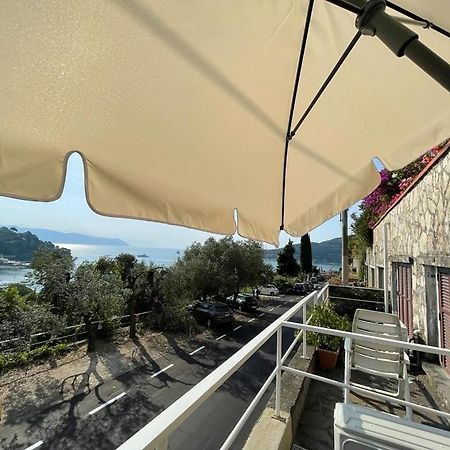 Monolocale Baia Dei Delfini Apartment Porto Venere Exterior foto