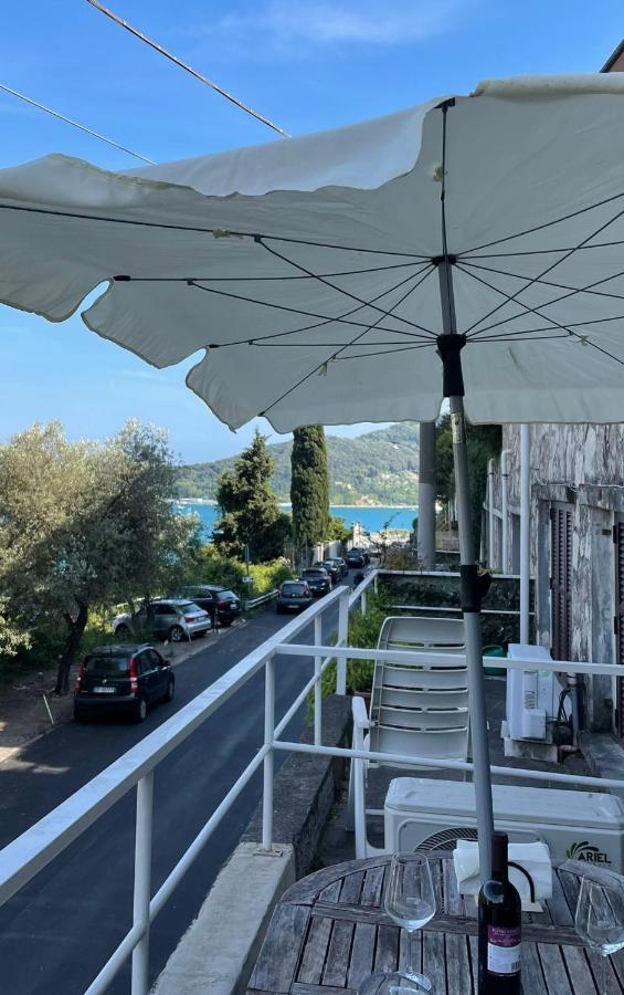 Monolocale Baia Dei Delfini Apartment Porto Venere Exterior foto